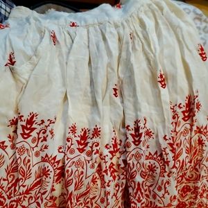 Japna Junior Skirt S. Off White and Red wit pockets